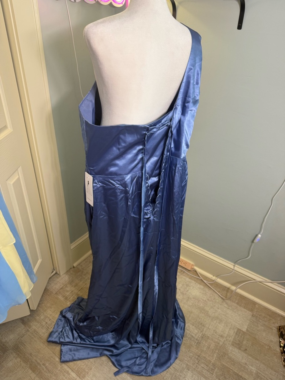 One-Shoulder Satin Evening Gown in Marine Blue - Picture 3 of 4